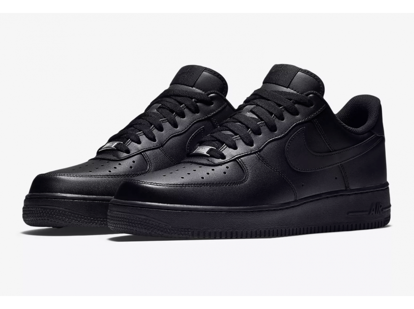 Air force 1 07 мужские. Nike Air Force 1 Low черные. Nike Air Force 1 '07 Low all Black черные. Nike Air Force 1 07 Black мужские. Nike Air Force 1 Low 07.